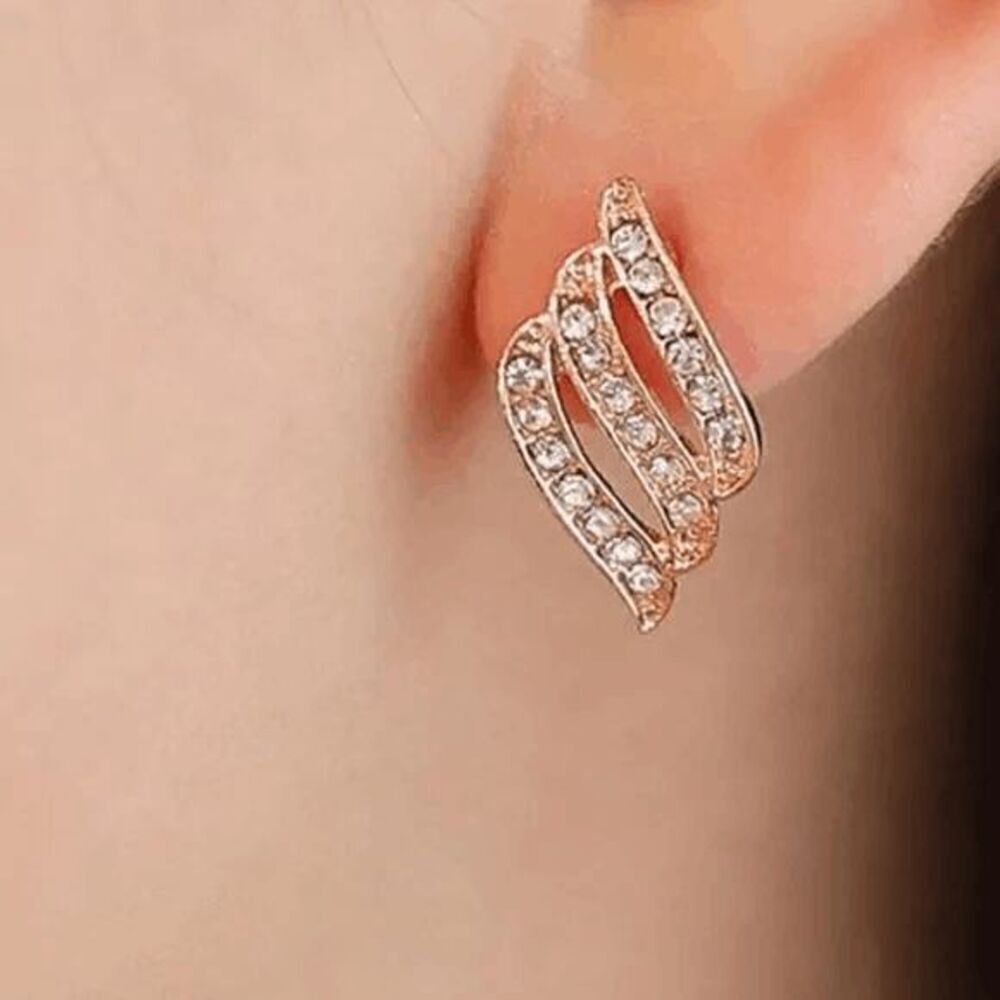 Female Retro Earrings - Picture 4 of 5